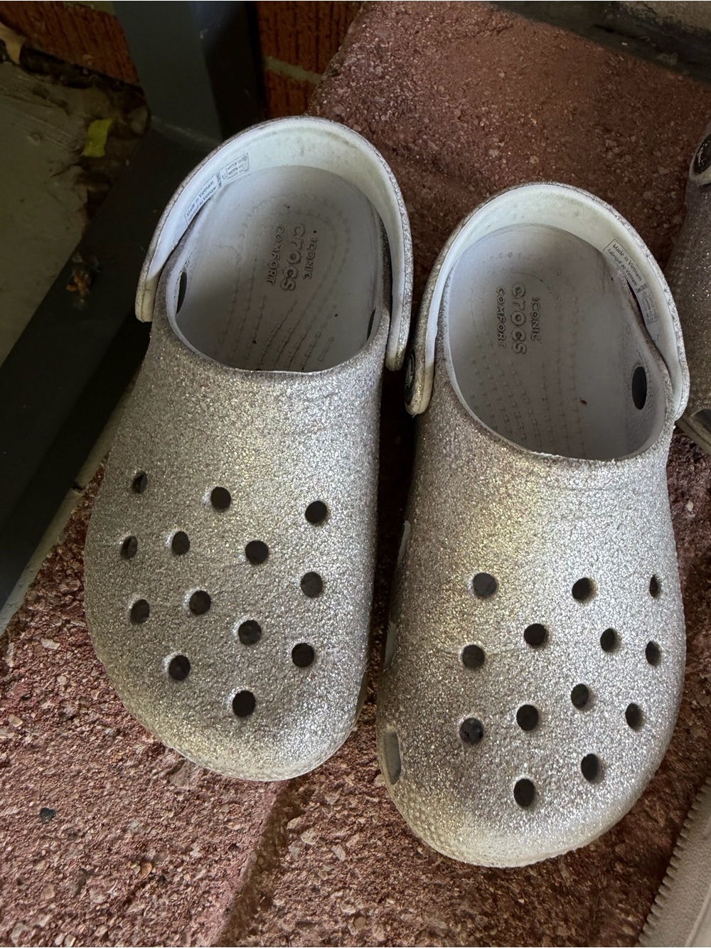 Crocs Kids Classic Glitter Clog size 8 toddler